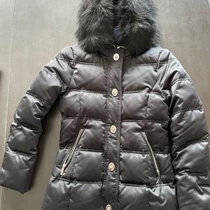 EUC Womens/Juniors XS Black COACH down featherJacket with fur hood